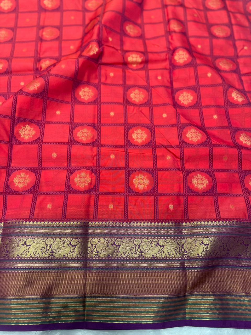 Vintage Kanchi Silk Red Checks Saree
