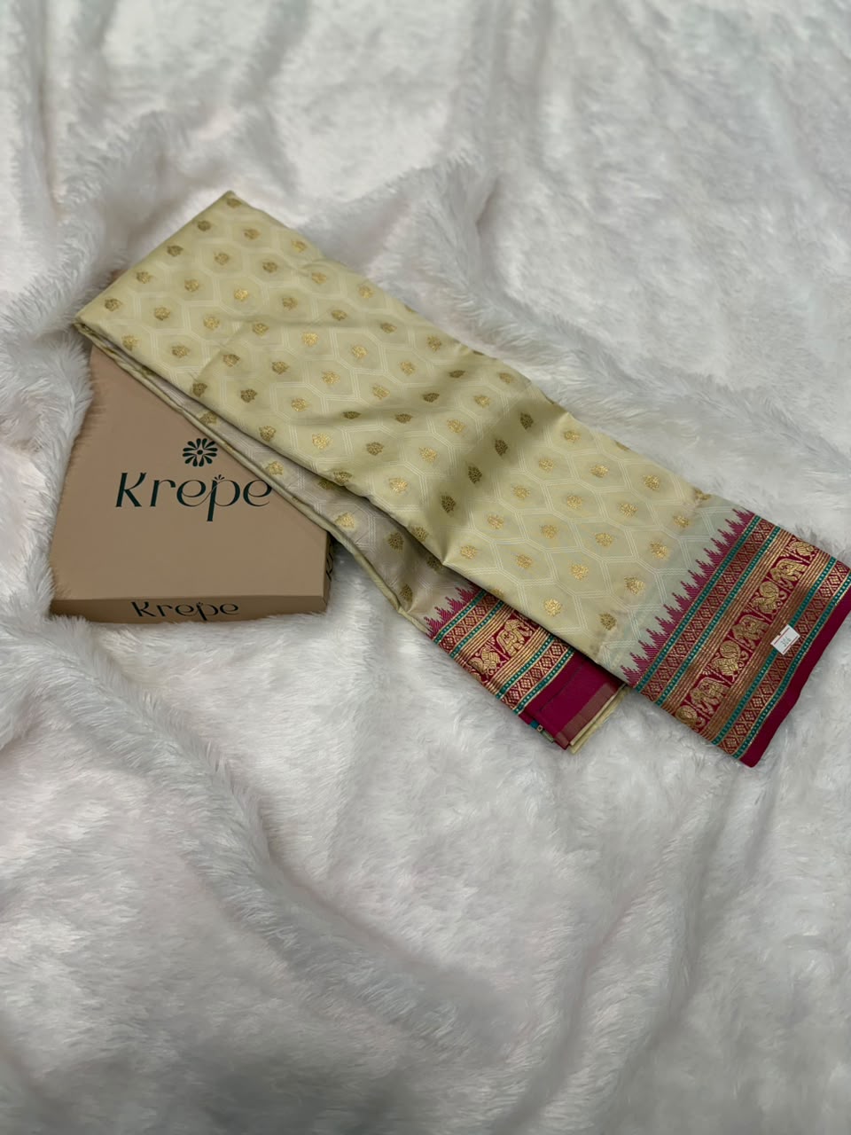 Cream Kanchi Semi Silk Saree ✨